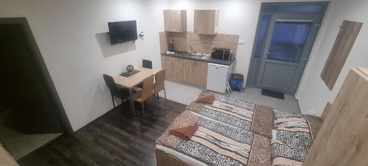 Alexej Apartmany Veľký Meder Екстериор снимка